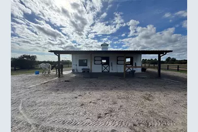 8121 NW 58th Lane, Okeechobee, FL 34972 - Photo 10