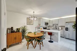 9925 NW 6th Ct, Plantation, FL 33324 - Photo 4