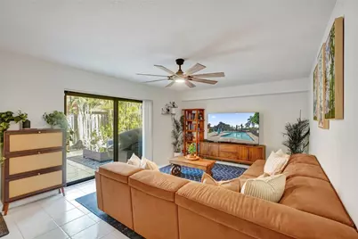 9925 NW 6th Court, Plantation, FL 33324 - Photo 18