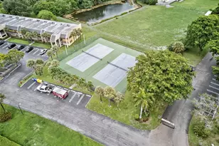 913 Meadows Cir, Boynton Beach, FL 33436 - Photo 36