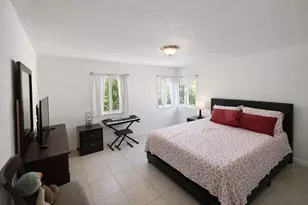 1420 NE 32nd St, Pompano Beach, FL 33064 - Photo 8