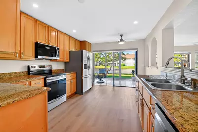 3042 Lucerne Park Drive #5612, Greenacres, FL 33467 - Photo 4