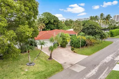 2741 NE 30th Street, Fort Lauderdale, FL 33306 - Photo 60