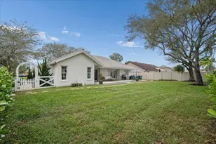 401 Barbri Ln, Davie, FL 33325 - Photo 18