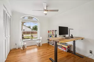 401 Barbri Ln, Davie, FL 33325 - Photo 14