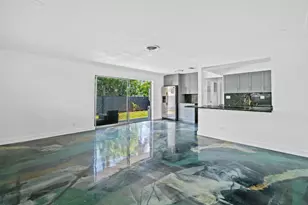 739 NE 13th Ct, Fort Lauderdale, FL 33304 - Photo 10