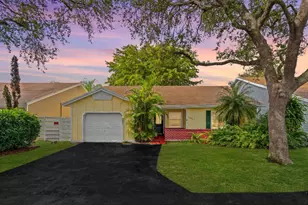 15022 SW 140th Ct, Miami, FL 33186 - Photo 2