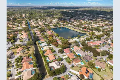 5302 NW 64th Way, Coral Springs, FL 33067 - Photo 48