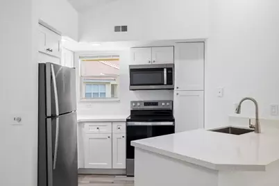 12950 Vista Isles Drive #428, Plantation, FL 33325 - Photo 18