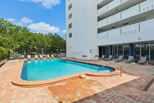 6450 Collins Ave, Miami Beach, FL 33141 - Photo 42