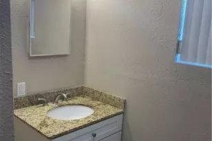 5701 NW 27th Ct, Fort Lauderdale, FL 33313 - Photo 4