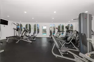 300 Diplomat Pkwy, Hallandale Beach, FL 33009 - Photo 22