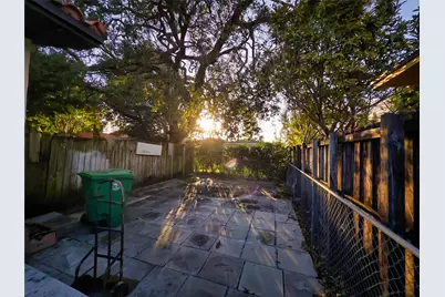 2620 SW 32nd Avenue, Miami, FL 33133 - Photo 2