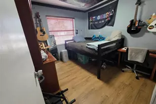 9410 NW 14th St, Pembroke Pines, FL 33024 - Photo 20