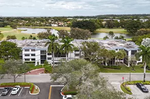 16251 Golf Club Rd, Weston, FL 33326 - Photo 40