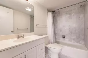 340 Sunset Dr, Fort Lauderdale, FL 33301 - Photo 8