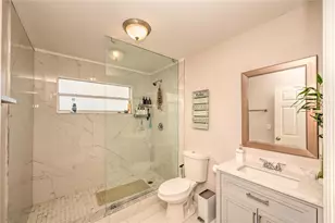 621 Lakeshore Terrace, Davie, FL 33325 - Photo 28