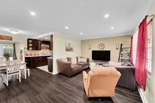 9846 NW 26th Pl, Sunrise, FL 33322 - Photo 4