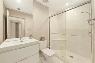 17301 Biscayne Blvd, Aventura, FL 33160 - Photo 26