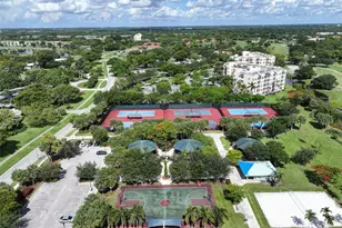 545 Oaks Ln, Pompano Beach, FL 33069 - Photo 40