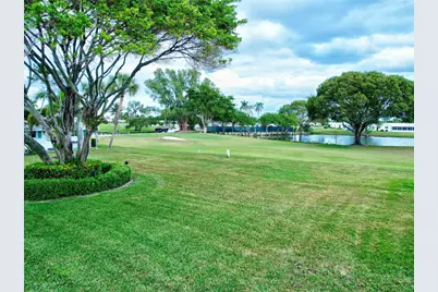 400 SW Golfview Terrace #111, Boynton Beach, FL 33426 - Photo 16