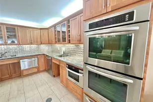 1011 Swansea A, Deerfield Beach, FL 33442 - Photo 8