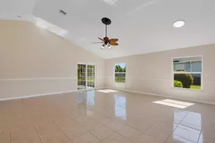 8340 Paladin Square, Vero Beach, FL 32967 - Photo 4