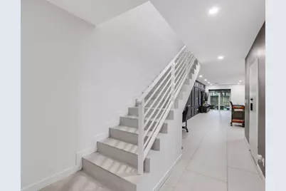 1124 NE 2nd Avenue #1124, Fort Lauderdale, FL 33304 - Photo 4