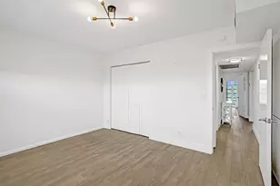 4301 Martinique Cir, Coconut Creek, FL 33066 - Photo 14