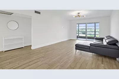 4301 Martinique Circle #E4, Coconut Creek, FL 33066 - Photo 10