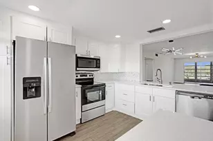 4301 Martinique Cir, Pompano Beach, FL 33066 - Photo 22