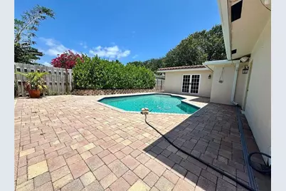 2001 NE 27th Court, Pompano Beach, FL 33064 - Photo 20