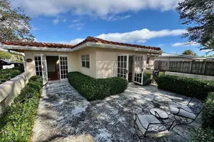 2001 NE 27th Ct, Pompano Beach, FL 33064 - Photo 12