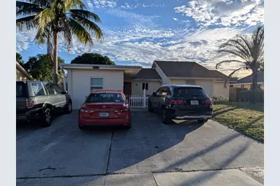 10318 Carmen Lane, Royal Palm Beach, FL 33411 - Photo 2