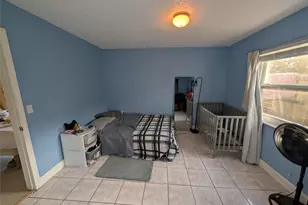 10318 Carmen Ln, Royal Palm Beach, FL 33411 - Photo 6