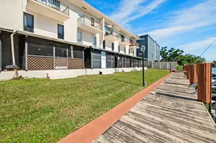 1100 Crystal Lake Dr, Pompano Beach, FL 33064 - Photo 24