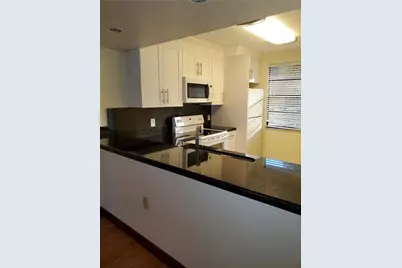 6061 Balboa Circle #201, Boca Raton, FL 33433 - Photo 4