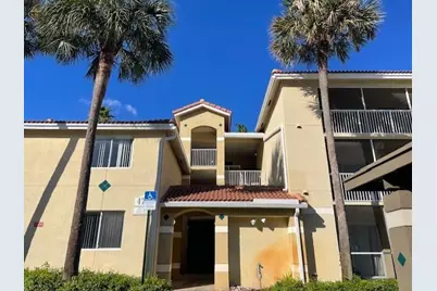 470 S Park Road #302, Hollywood, FL 33021 - Photo 2