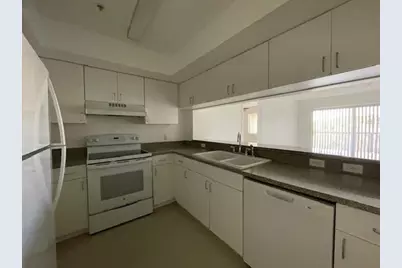 470 S Park Road #302, Hollywood, FL 33021 - Photo 16