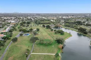 1140 E Tropical Way, Plantation, FL 33317 - Photo 34