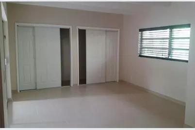 615 NE 8th Avenue #5, Fort Lauderdale, FL 33304 - Photo 4