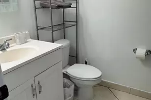 200 Leslie Dr, Hallandale Beach, FL 33009 - Photo 14