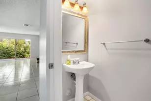 10172 Royal Palm Blvd, Coral Springs, FL 33065 - Photo 14