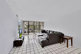 800 Parkview Dr, Hallandale Beach, FL 33009 - Photo 12