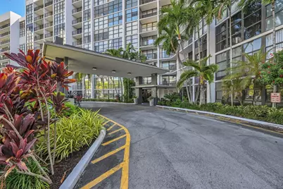 800 Parkview Drive #218, Hallandale Beach, FL 33009 - Photo 2