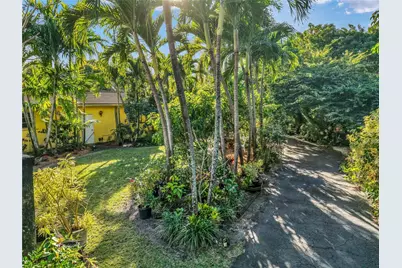 13920 N Miami Avenue, Miami, FL 33168 - Photo 32