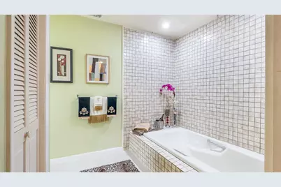 13920 N Miami Avenue, Miami, FL 33168 - Photo 12