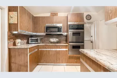 13920 N Miami Avenue, Miami, FL 33168 - Photo 28