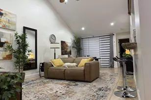 4740 NW 97th Pl, Doral, FL 33178 - Photo 2