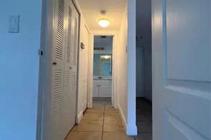 5221 Geneva Way, Doral, FL 33166 - Photo 10